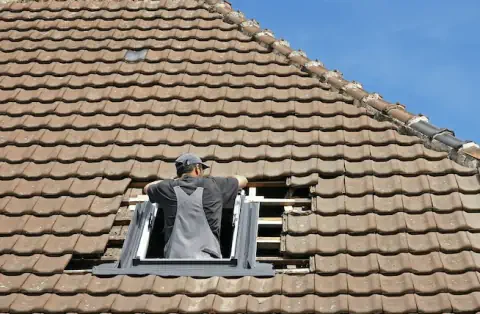 Pose de velux - La Chapelle-Saint-Luc